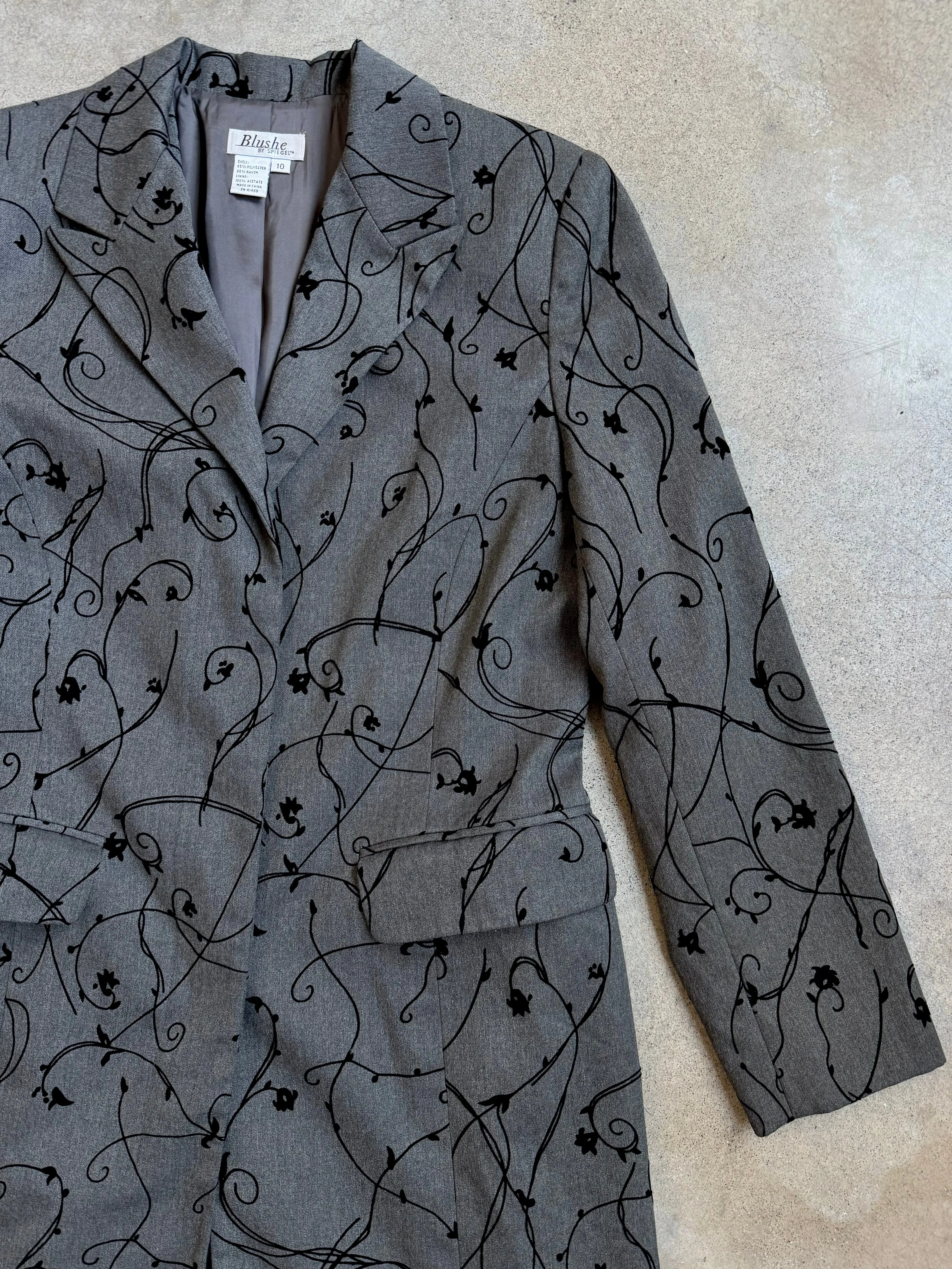 90s Vintage Grey Floral Vine Patterned Longline Tailored Jacket (M/L)