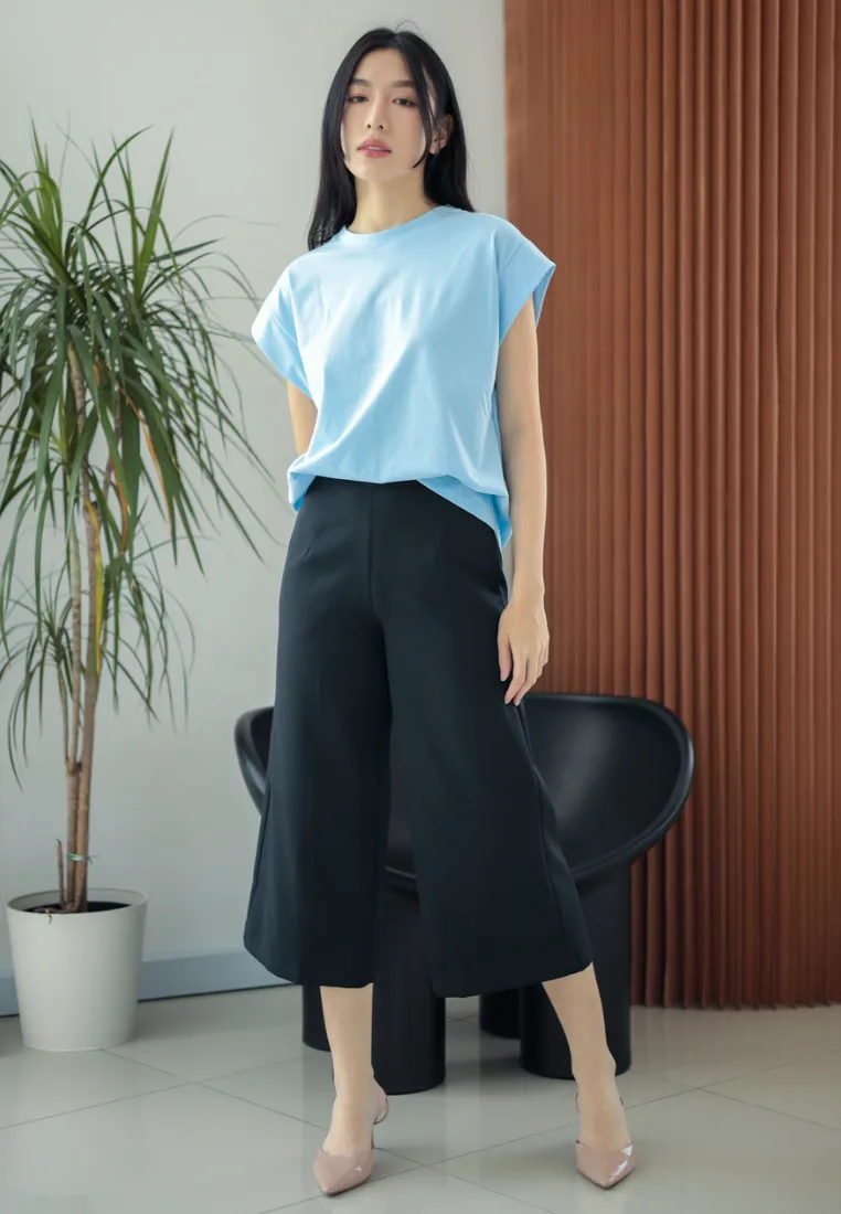 Darby Oversized Batwing Sleeve Top