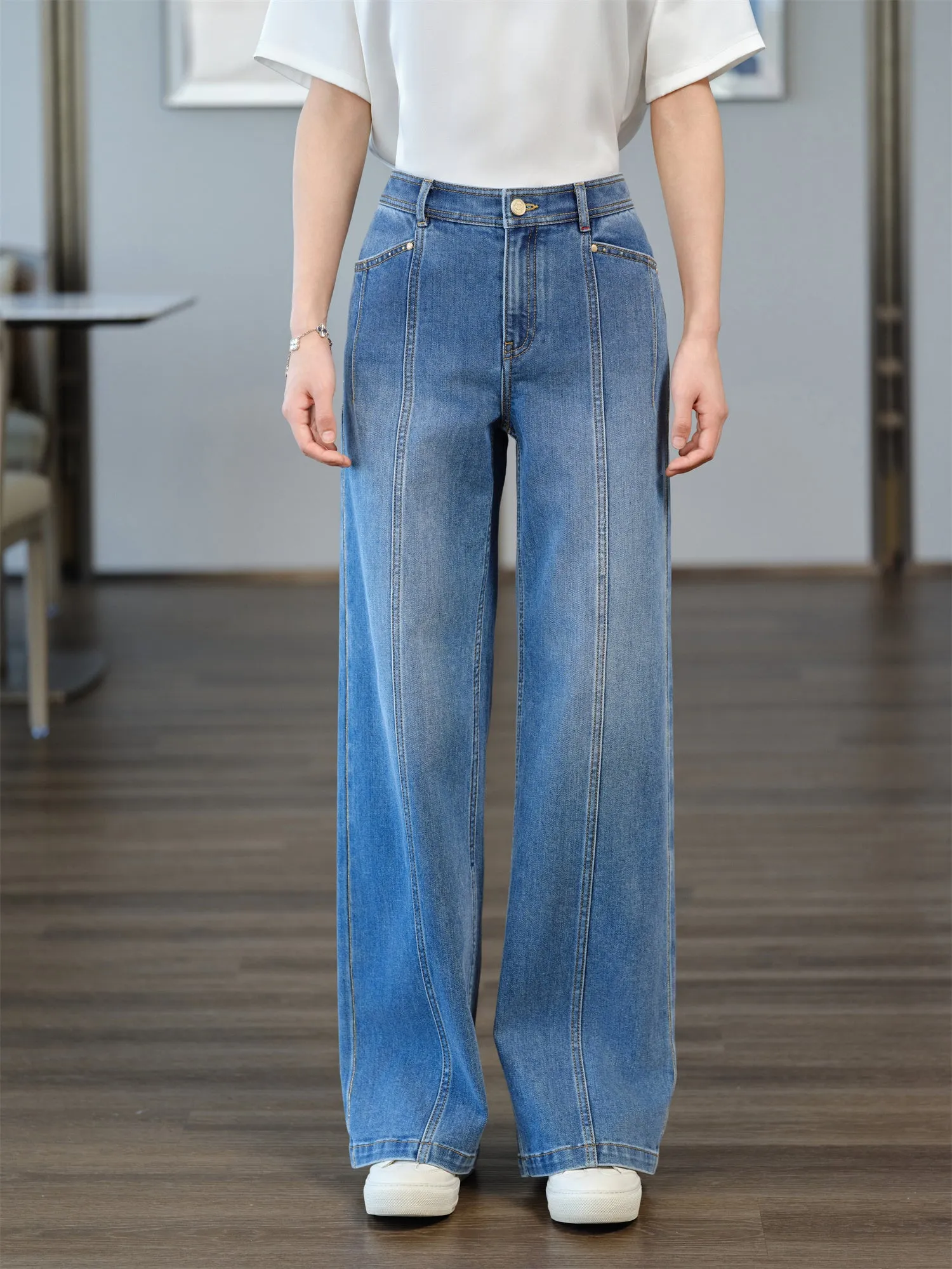 YAYING High-Waisted Wide-Leg Jeans